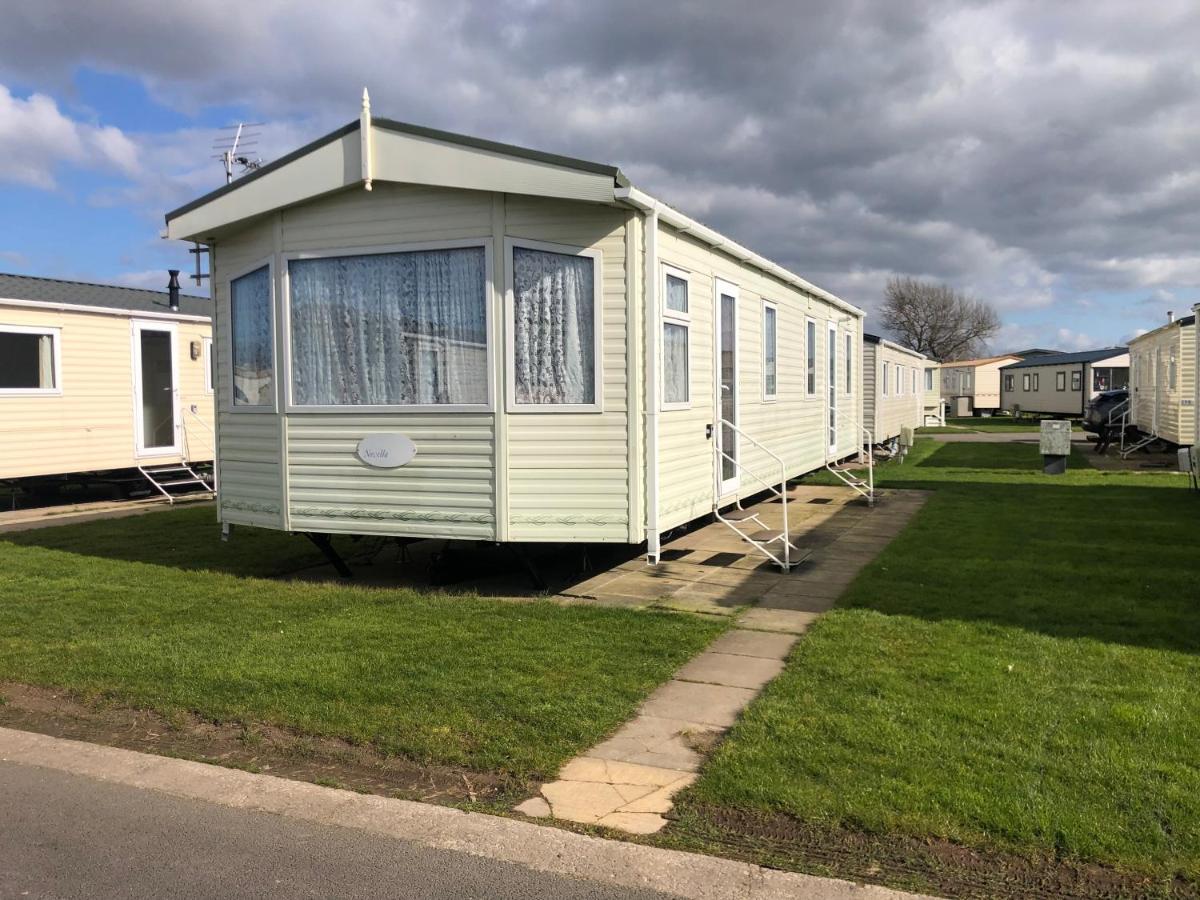 Lovely 3 Bedroom 8 Berth Caravan In Rhyl Luaran gambar