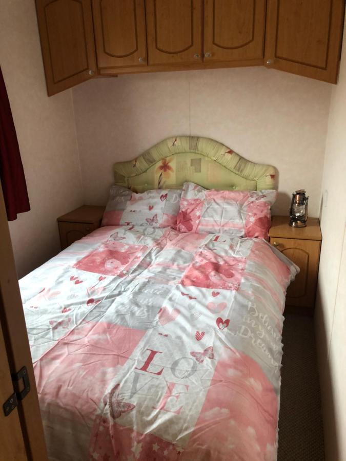 Lovely 3 Bedroom 8 Berth Caravan In Rhyl Luaran gambar